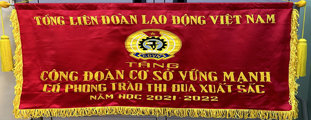 Cờ Thi đua Tổng Liên đoàn Lao động Việt Nam - Năm học 2021-2022